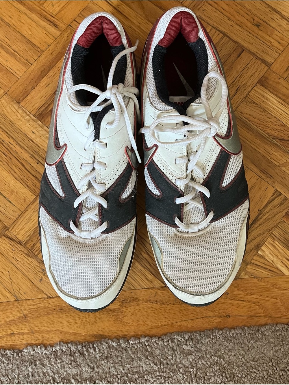 Men's White and Black Athletic Sneakers - Classic Casual Training Shoes